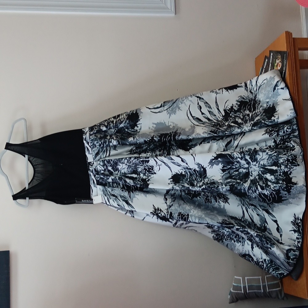 Dress R& M Richardson